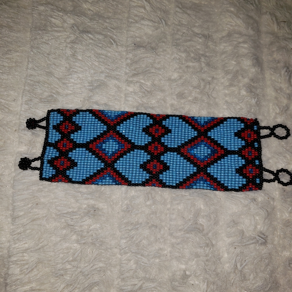 Seed beads bracelet.